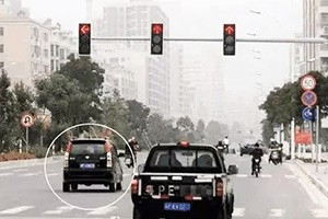 新交規(guī)發(fā)布：新加扣分項(xiàng)目，違章扣分翻一番，車(chē)主朋友互相轉(zhuǎn)告