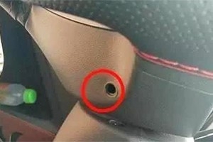 交警提醒：方向盤下有個小機關，作用很大！