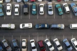 春運(yùn)夜間，網(wǎng)約車可在北京西站免費(fèi)停車