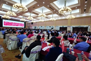 萬順叫車在廣州召開“萬順叫車出行安全大講堂”百場(chǎng)培訓(xùn)會(huì)